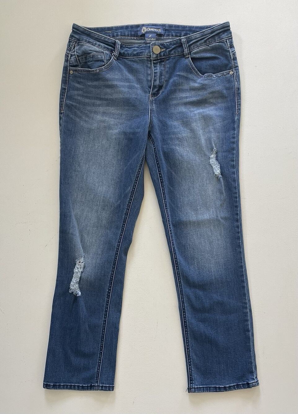 Women's Democracy Size 6 "Flex"-ellent Blue Jeans Distressed Stretch Mid Rise